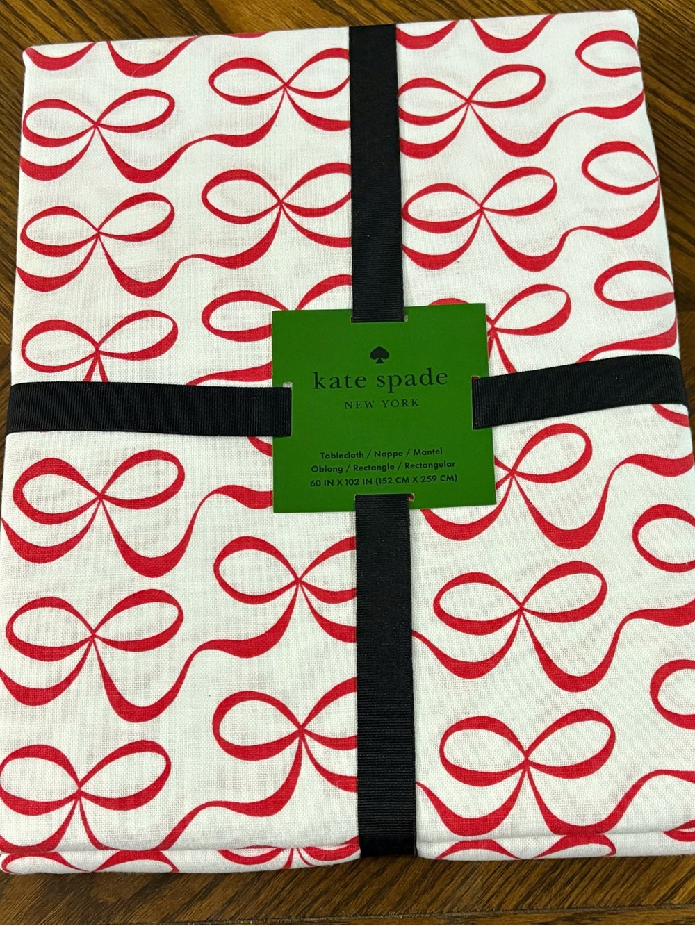 Kate Spade Bow Tablecloth - 60 in x 12 in - NEW